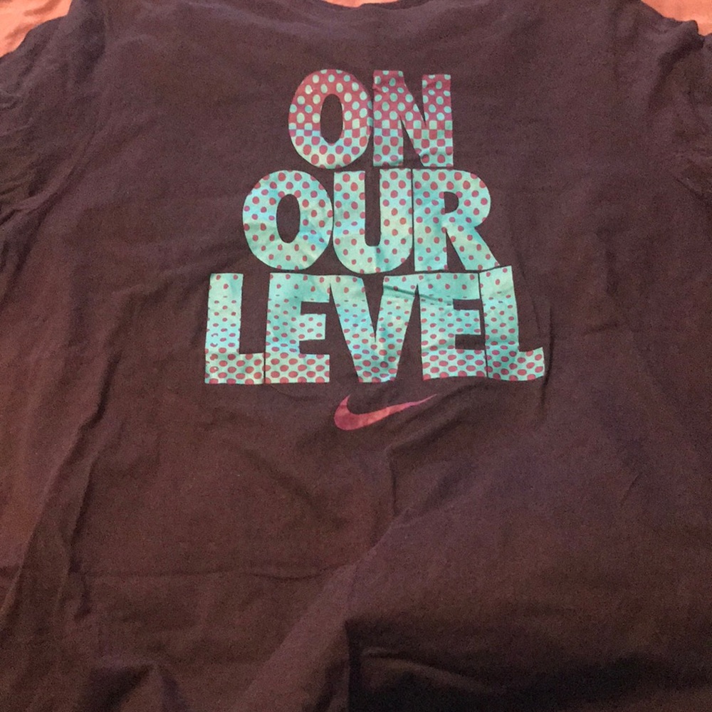 Black nike shirt